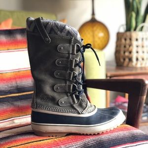 Sorel Joan of Arctic Knit II Boots - Size 10
